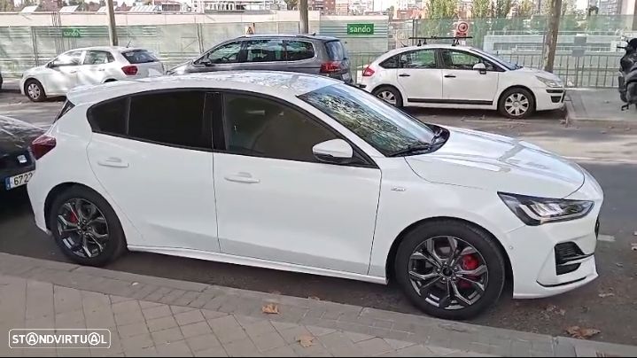 Ford Focus 1.0 EcoBoost MHEV Connected - 17