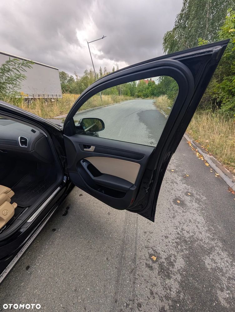 Audi A4 Avant 2.0 TDI DPF Ambition - 17