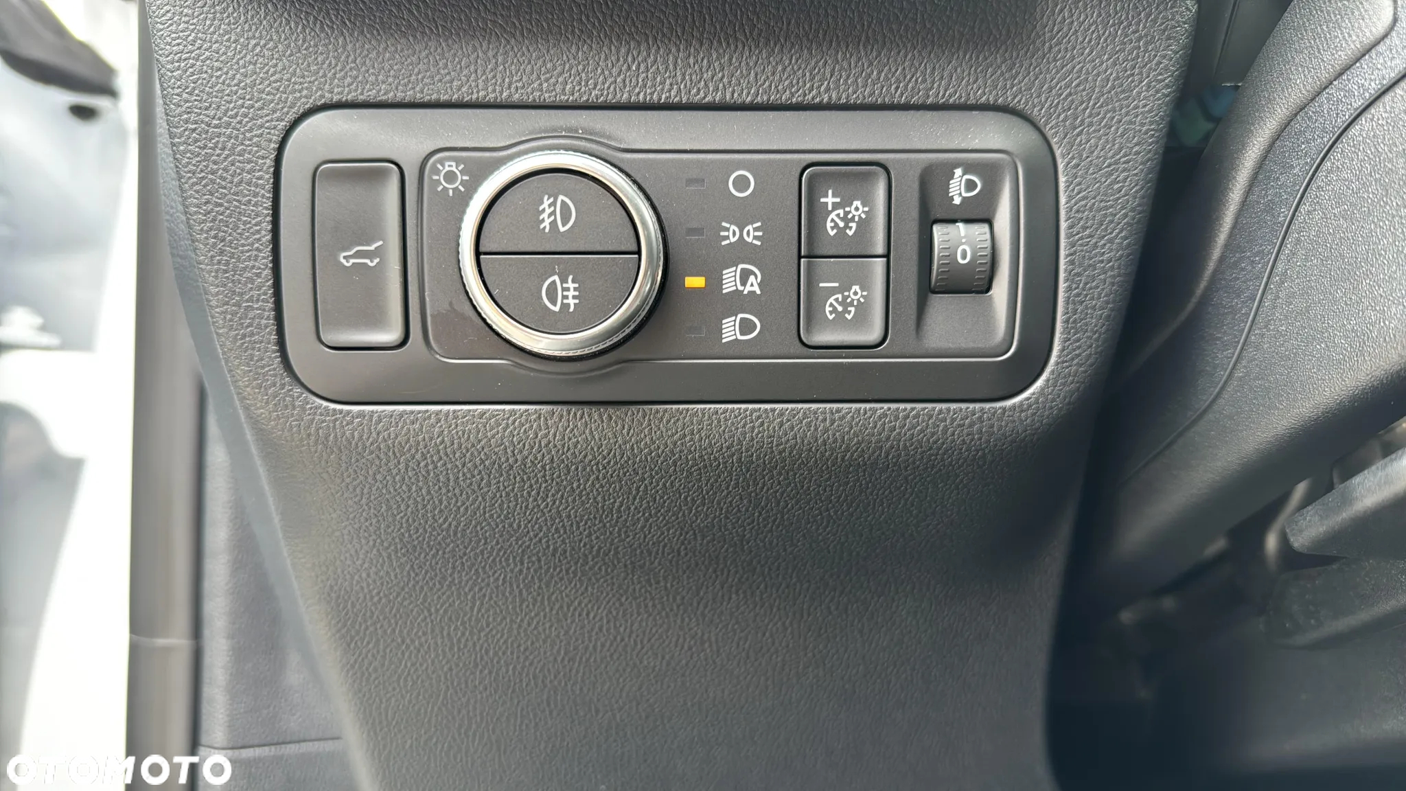 Ford Kuga 2.5 FHEV FWD ST-Line - 14