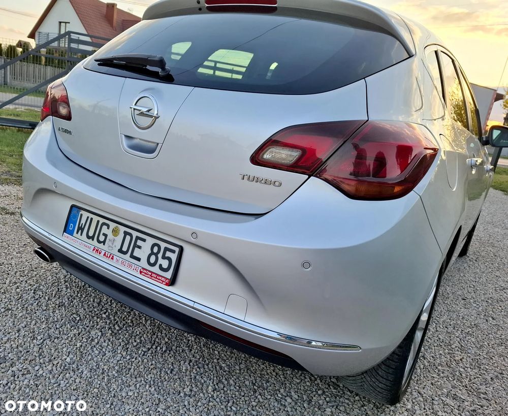 Opel Astra 1.4 Turbo Cosmo - 27
