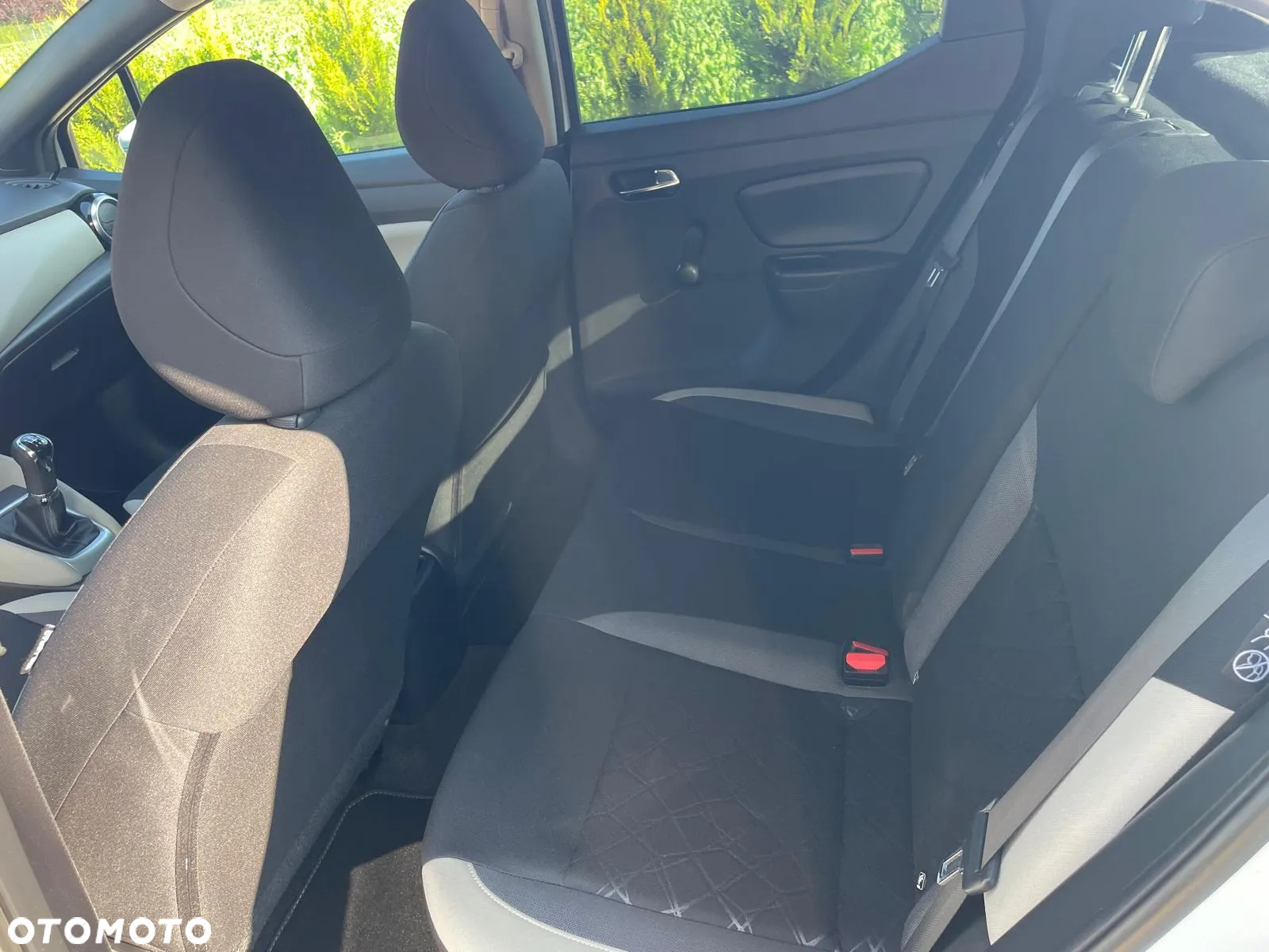Nissan Micra 0.9 IG-T N-Way - 17