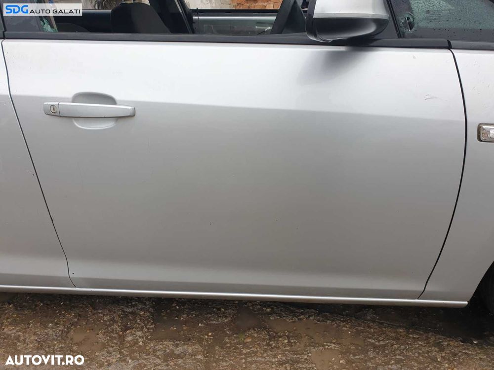 Usa Usi Portiera Portiere Dreapta Fata Dezechipata Opel Astra J 2009 - 2016 Culoare Z176 - 2