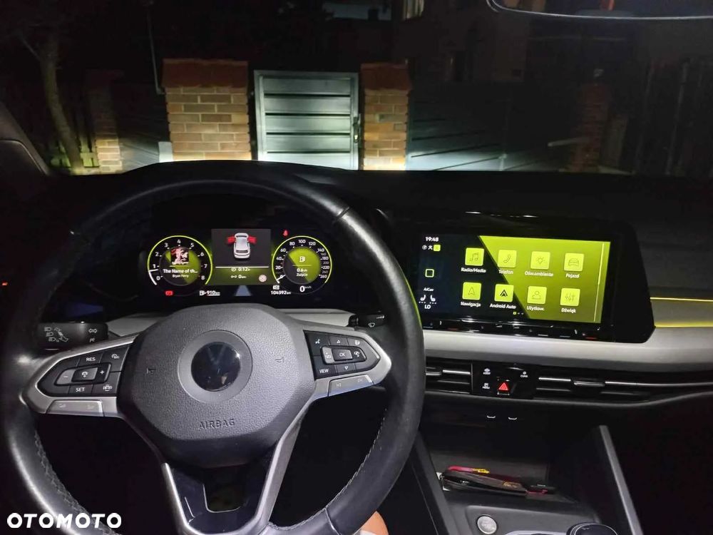 Volkswagen Golf VIII 1.5 TSI EVO Life - 31