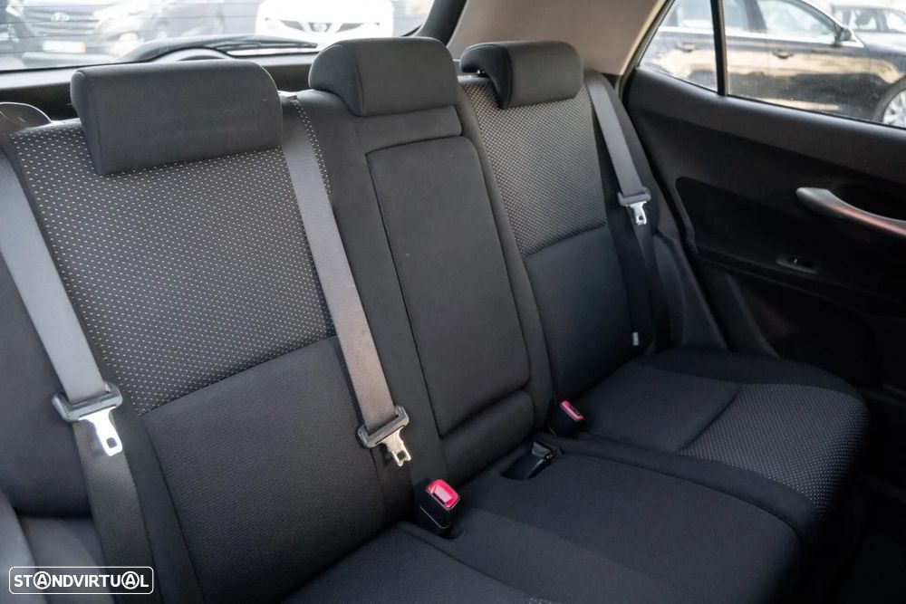 Toyota Auris 1.4 D-4D ACtive+AC - 23