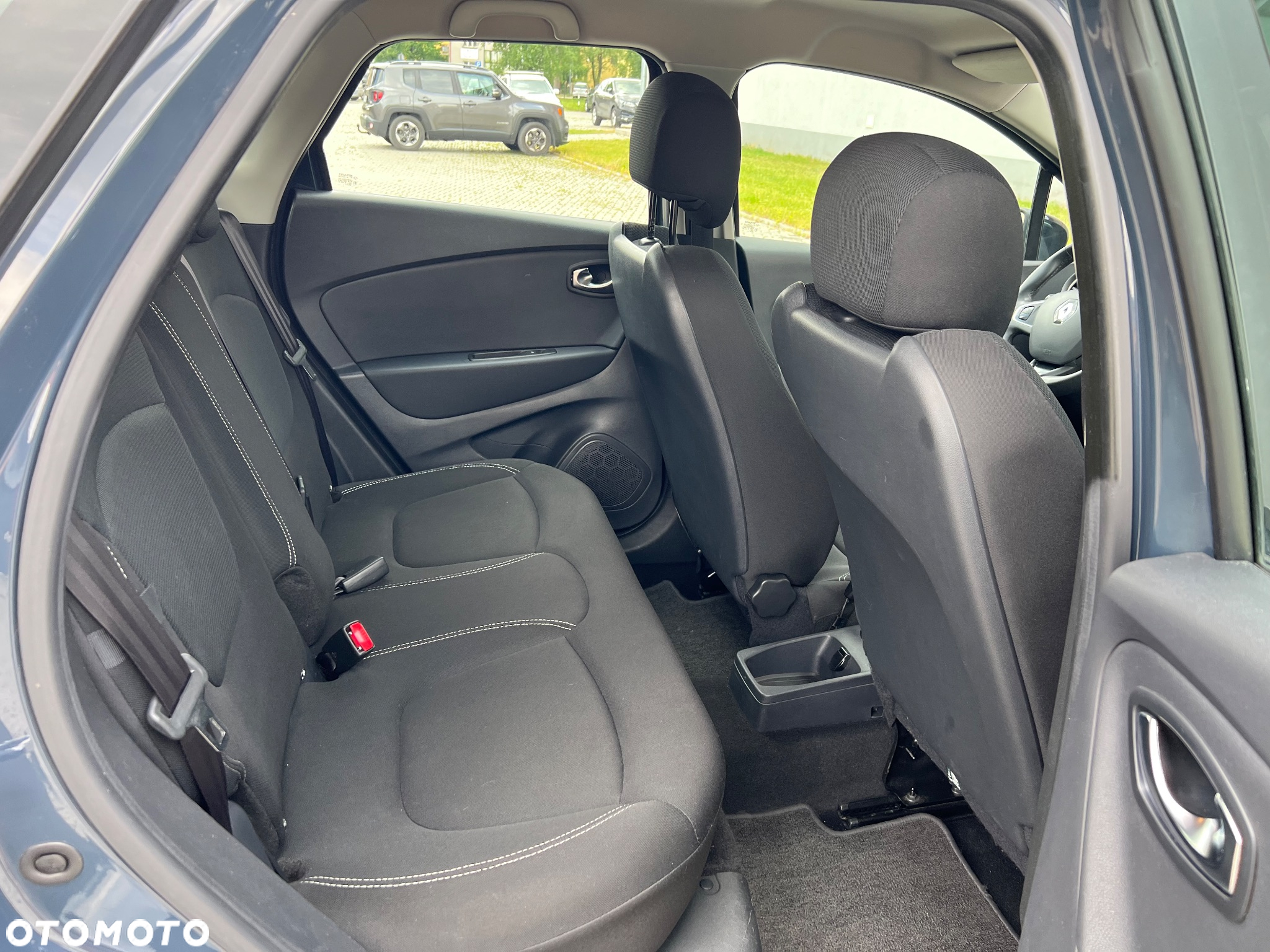Renault Captur (ENERGY) TCe 90 INTENS - 17