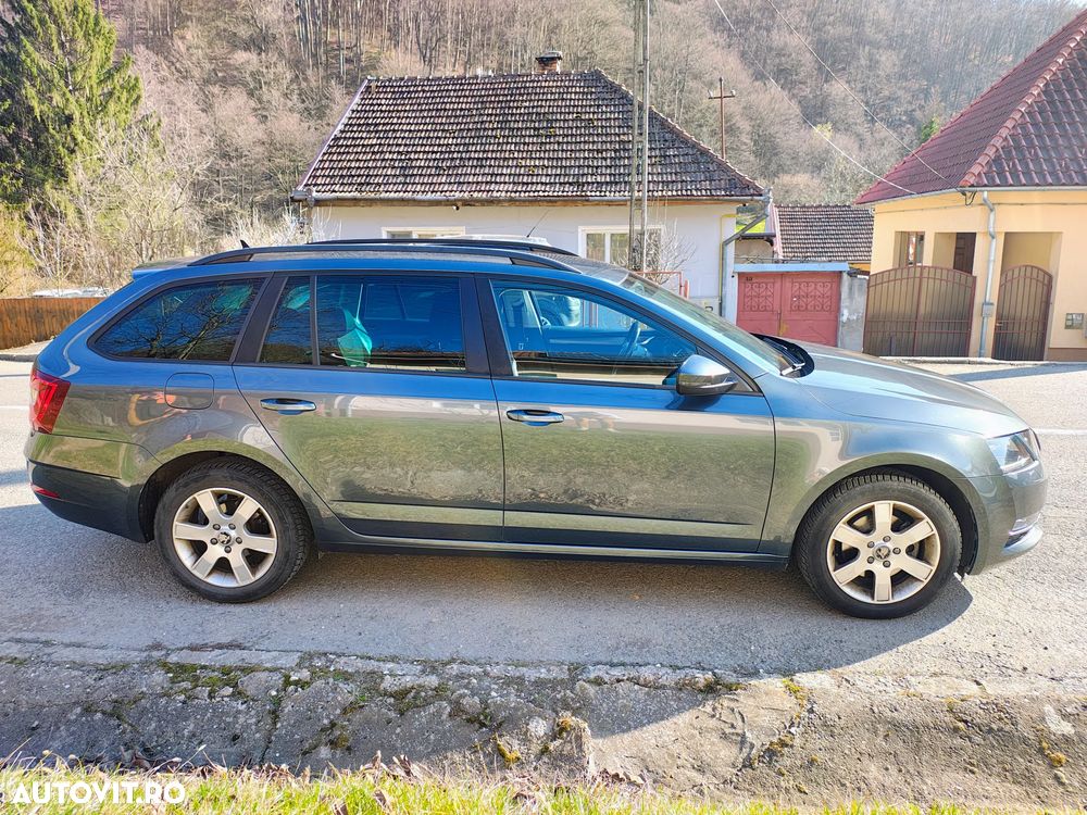Skoda Octavia 1.5 TSI DSG Style - 5