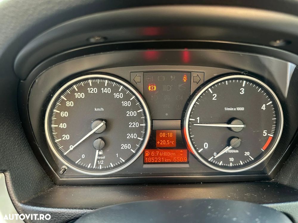 BMW Seria 3 320d - 5