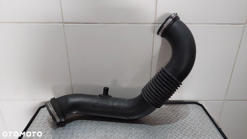 RURA INTERCOOLERA TURBO IVECO DAILY IV 4 3,0 HPI R2020 NR 5801317099 - 3