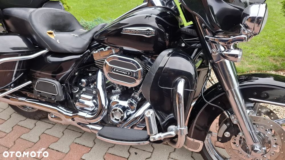 Harley-Davidson Touring Electra Glide - 15