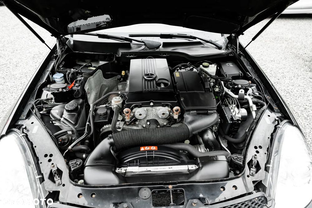 Mercedes-Benz SLK 200 BlueEFFICIENCY 7G-TRONIC Roadster pur - 34