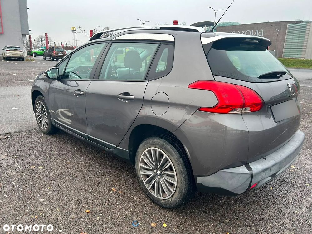 Peugeot 2008 1.6 VTi Allure - 9