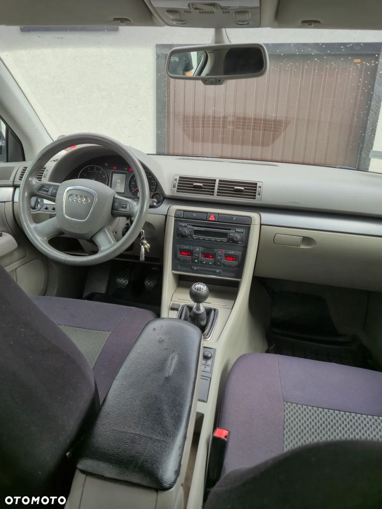 Audi A4 Limousine 2 - 7