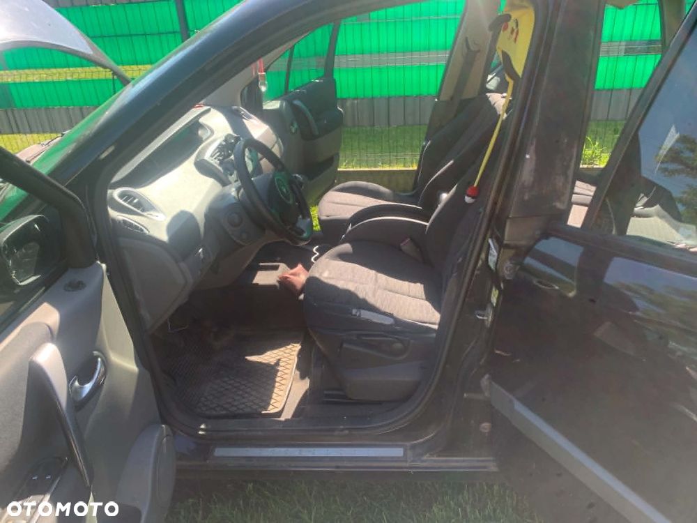 Renault Scenic - 5