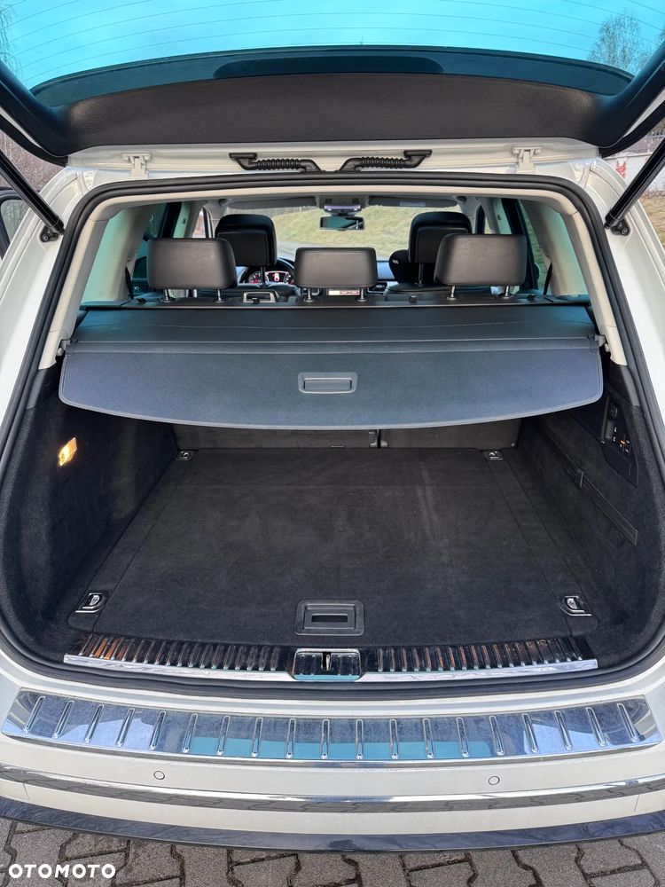 Volkswagen Touareg 3.0 V6 TDI BMT Perfectline R-Style - 12