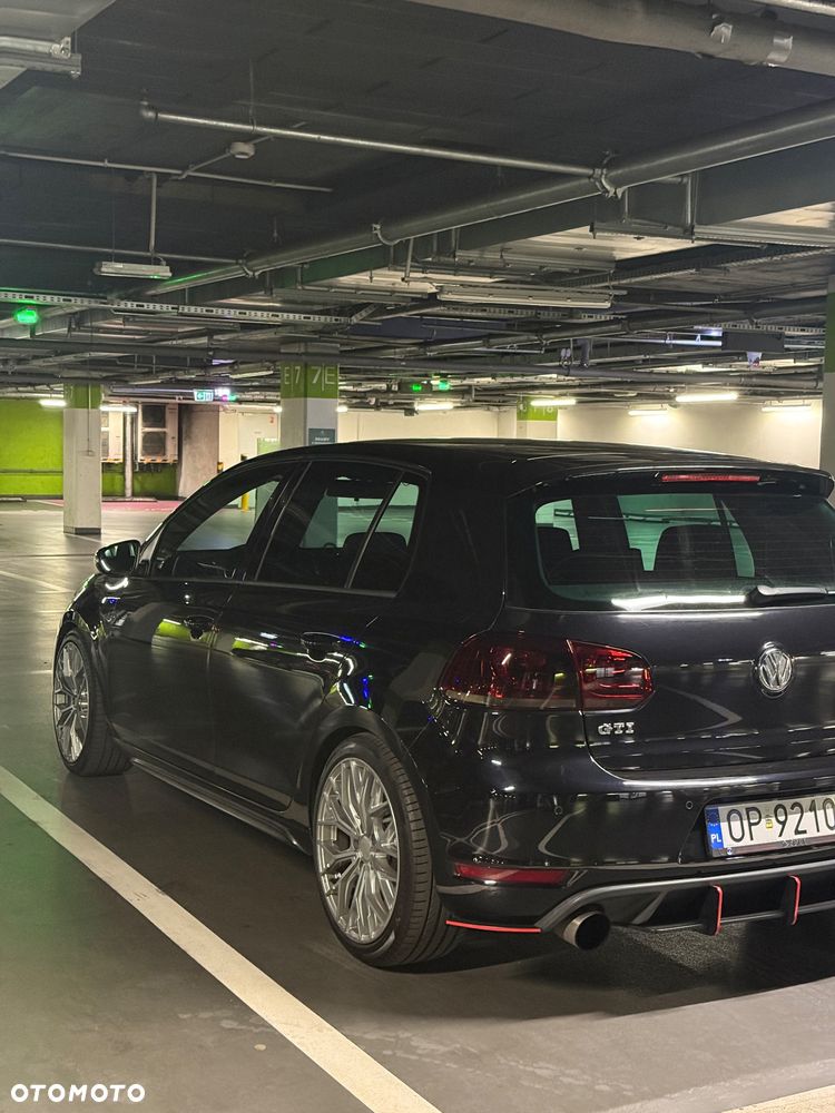 Volkswagen Golf 2.0 GTI DSG - 8