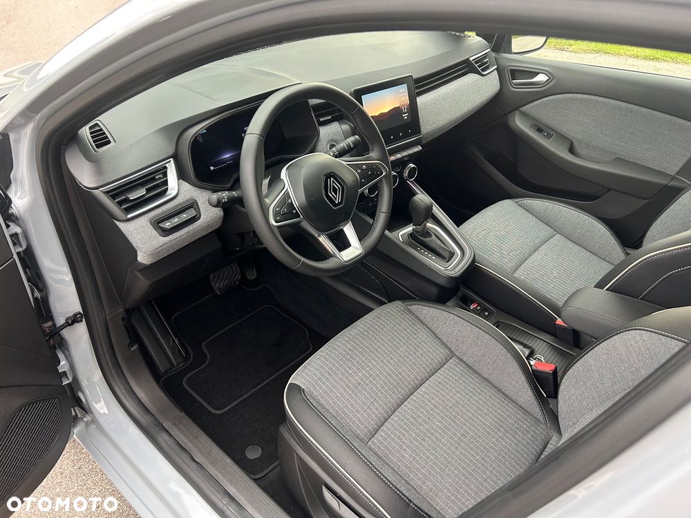 Renault Clio - 6