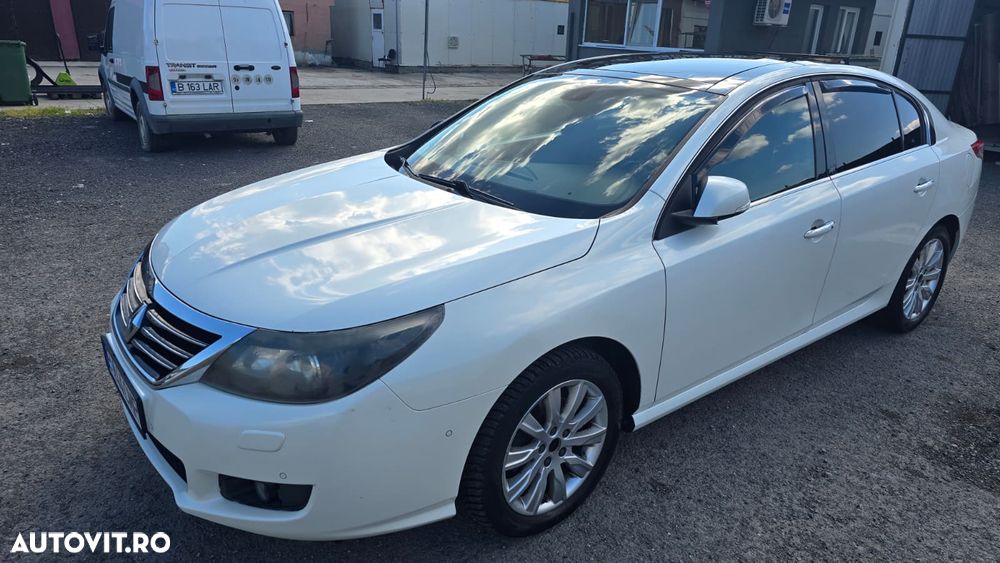 Renault Latitude - 2