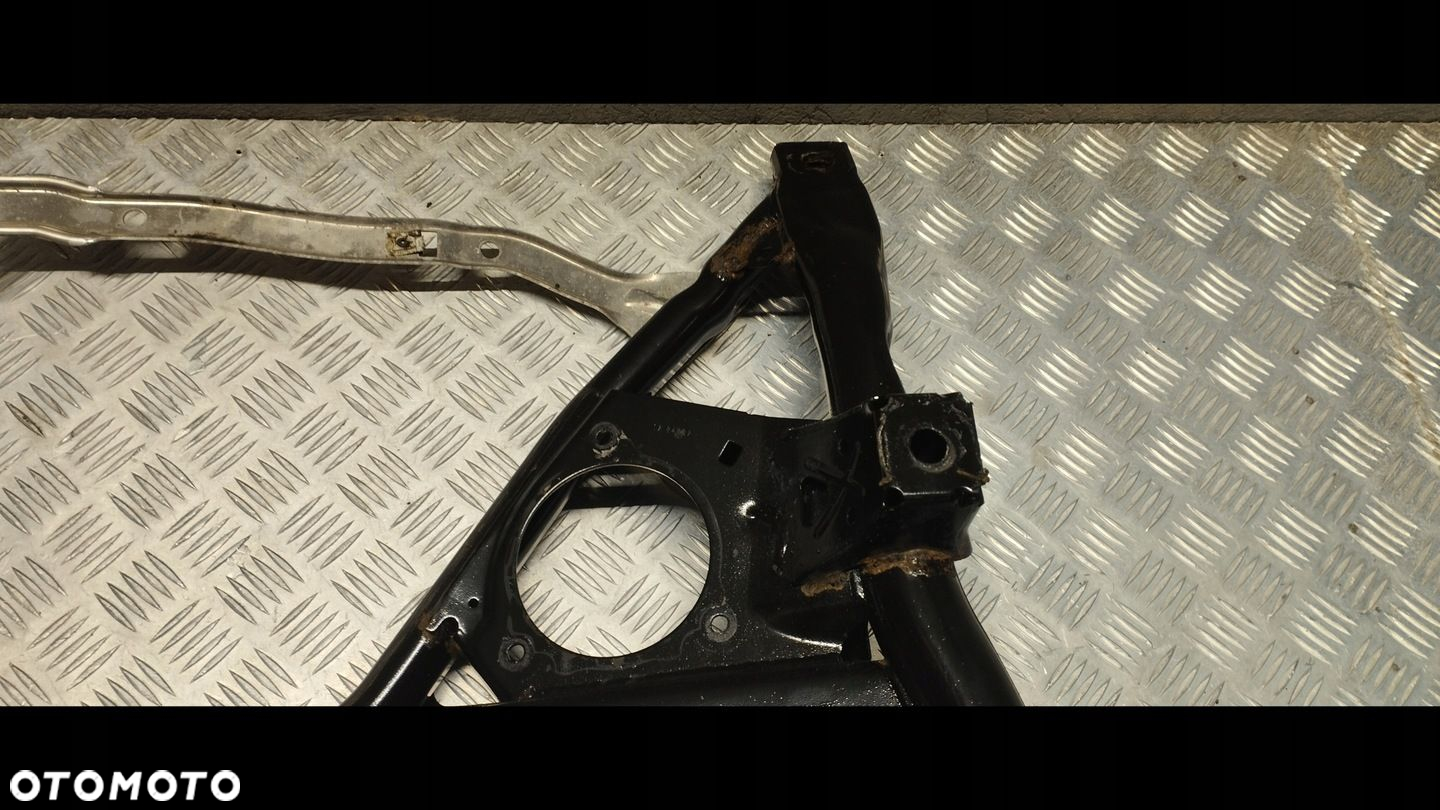 BMW F30 F31 WÓZEK SANKI PRZÓD STABILIZATOR - 15