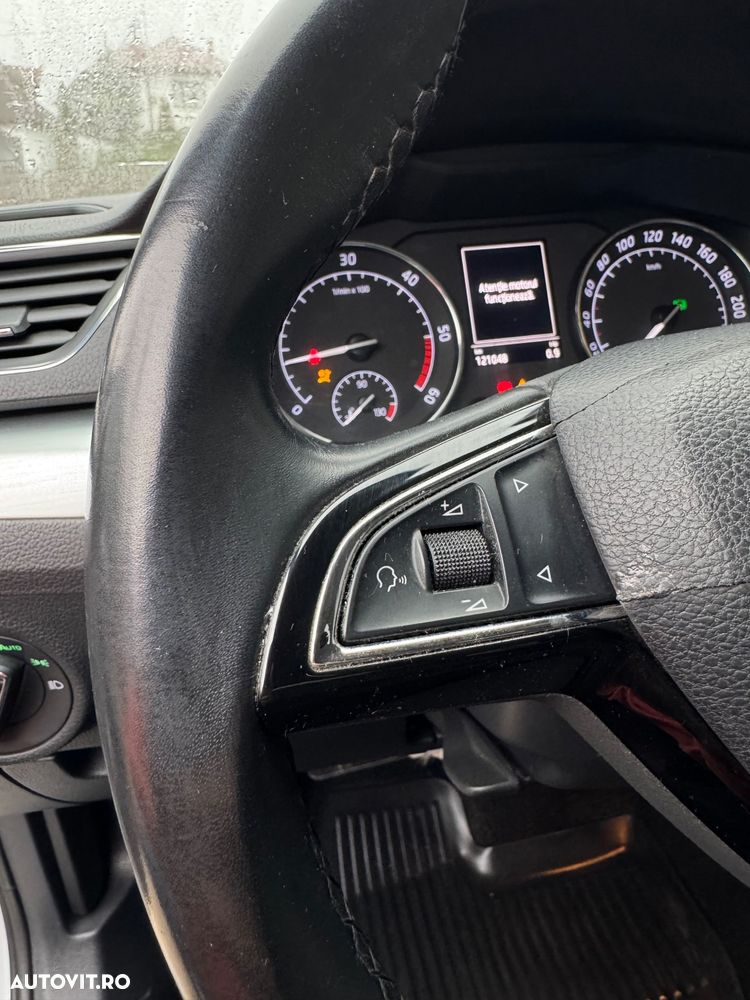 Skoda Superb 2.0 TDI DSG Ambition - 18