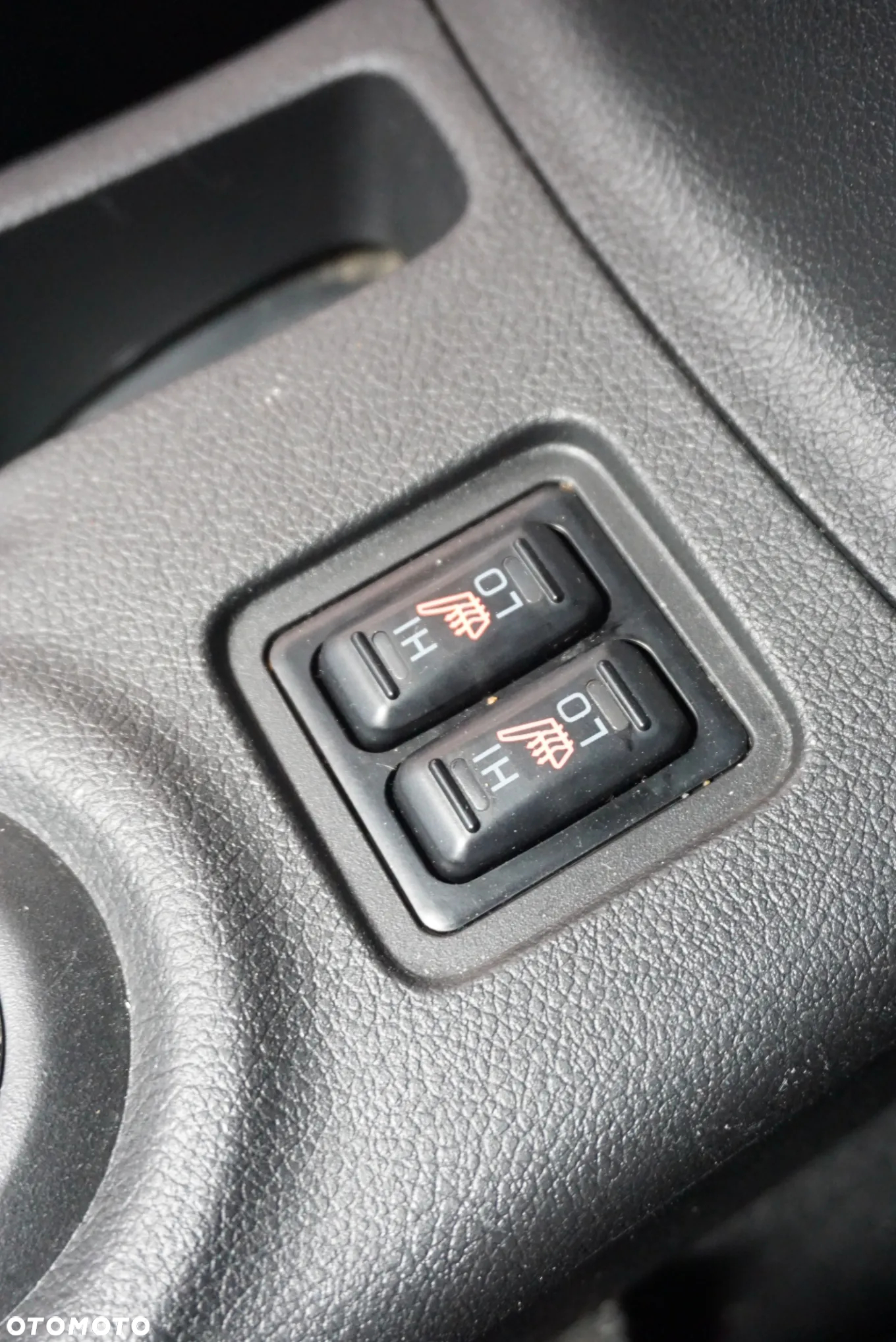 Mitsubishi Outlander 2.0 4WD Plug-In Hybrid Plus - 35