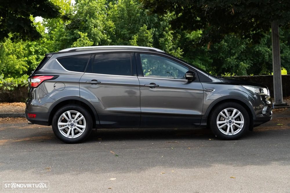Ford Kuga 1.5 TDCi EcoBlue Titanium - 26