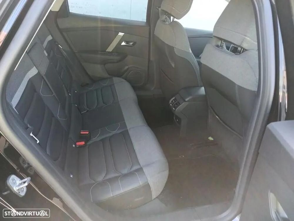 Citroën C4 PureTech 130 Stop&Start EAT8 SHINE - 11