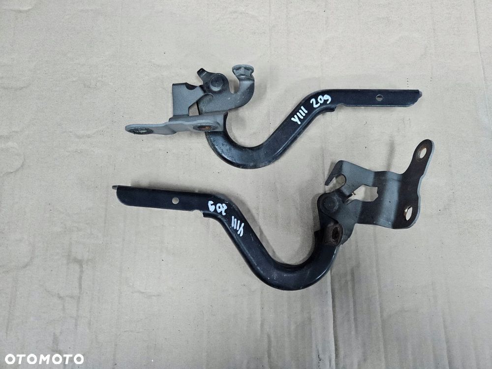 toyota yaris iii 12-18 zawiasy maski 209 - 1