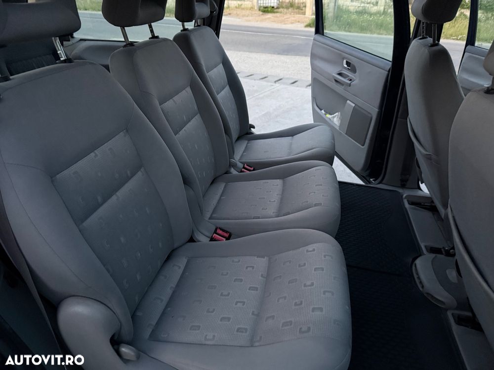 Volkswagen Sharan 1.9 TDI United II - 12