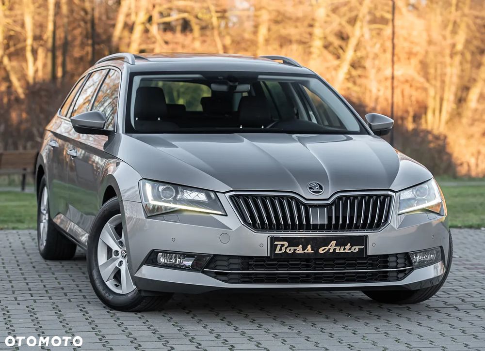 Skoda Superb Combi 2.0 TDI DSG Premium Edition - 1