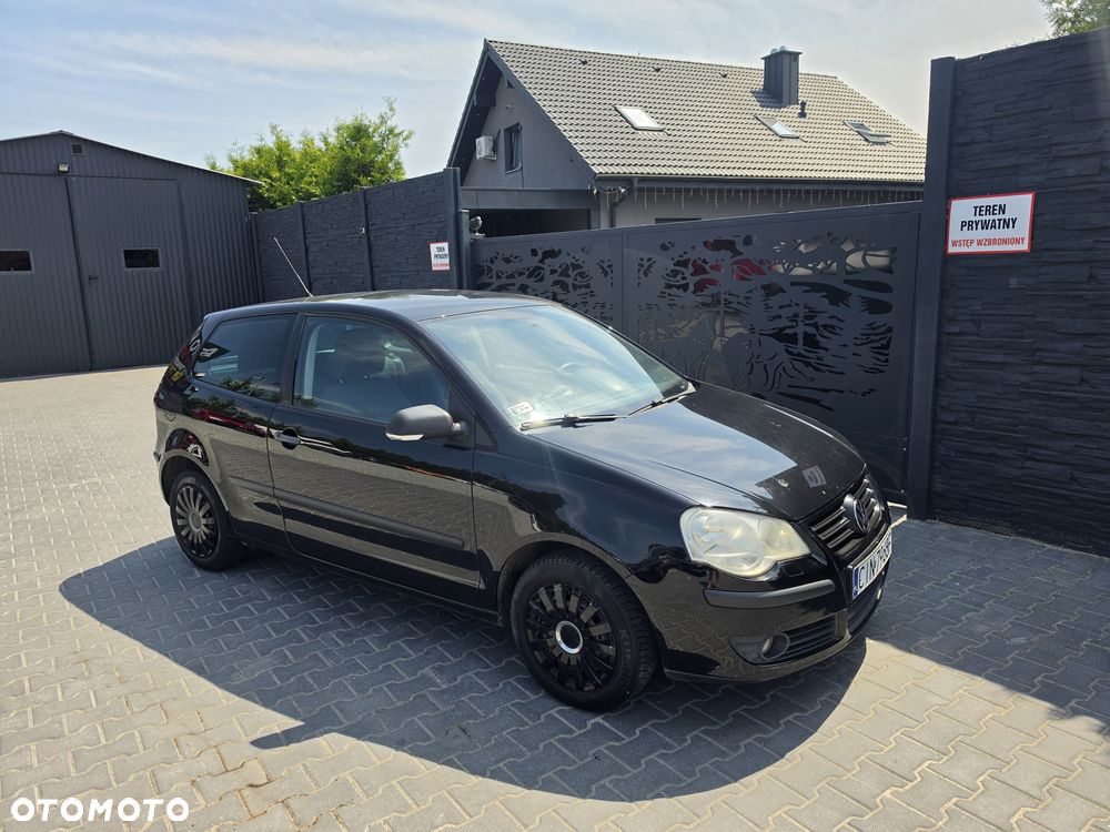 Volkswagen Polo - 2