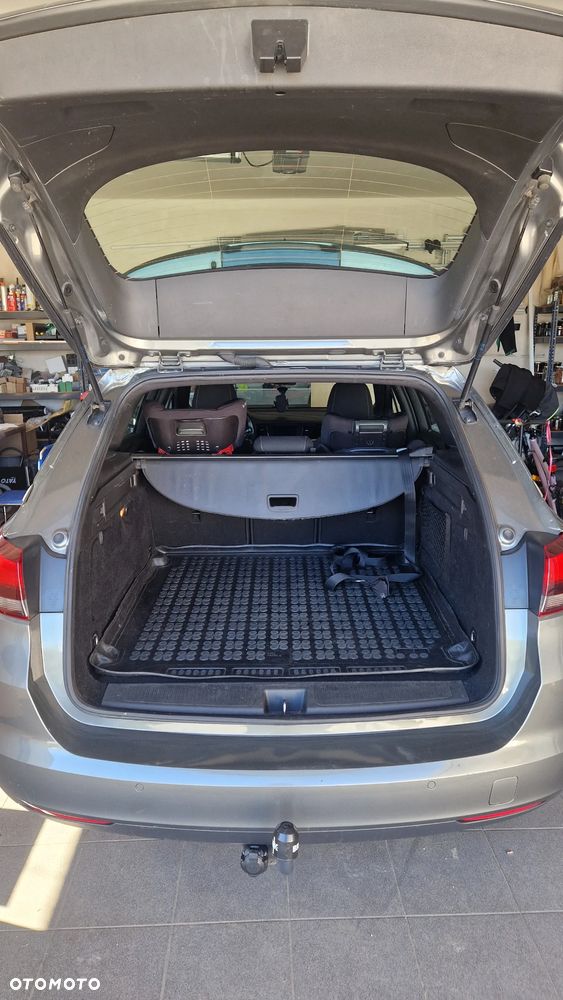 Opel Astra 1.4 T Dynamic - 8