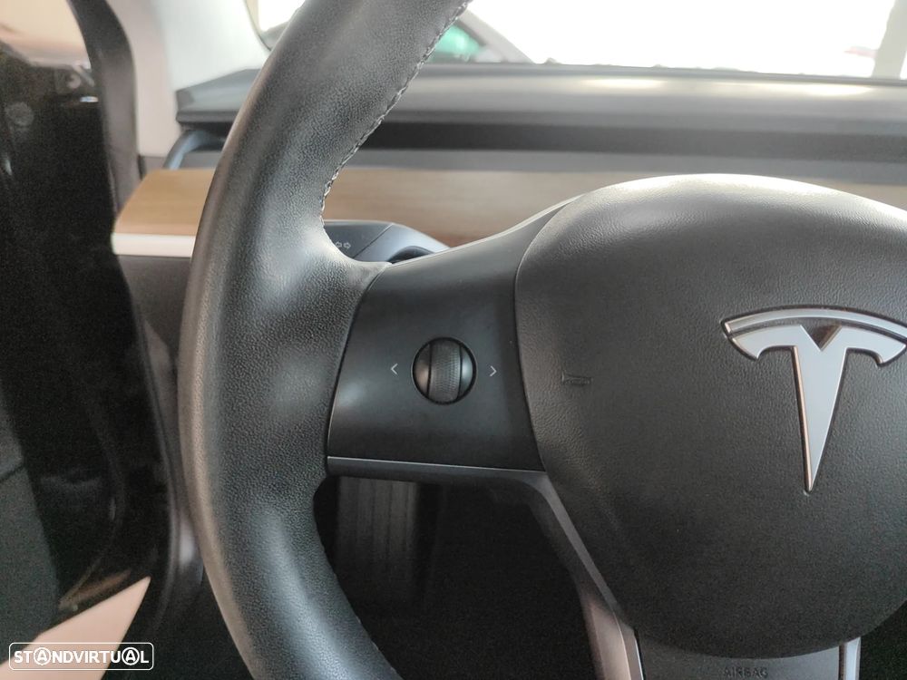 Tesla Model 3 Long Range Tração Traseira - 26