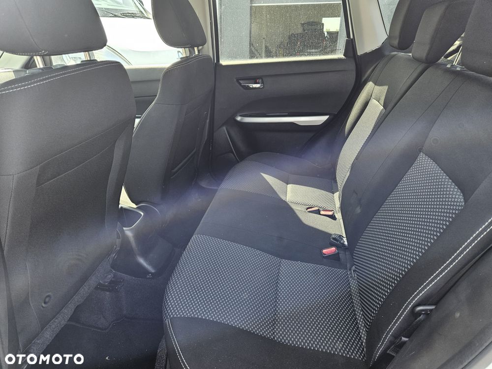 Suzuki Vitara 1.6 DDiS (4x2) Comfort - 12