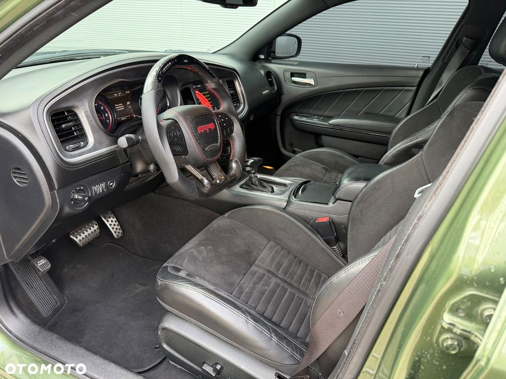 Dodge Charger 5.7 R/T Daytona - 23
