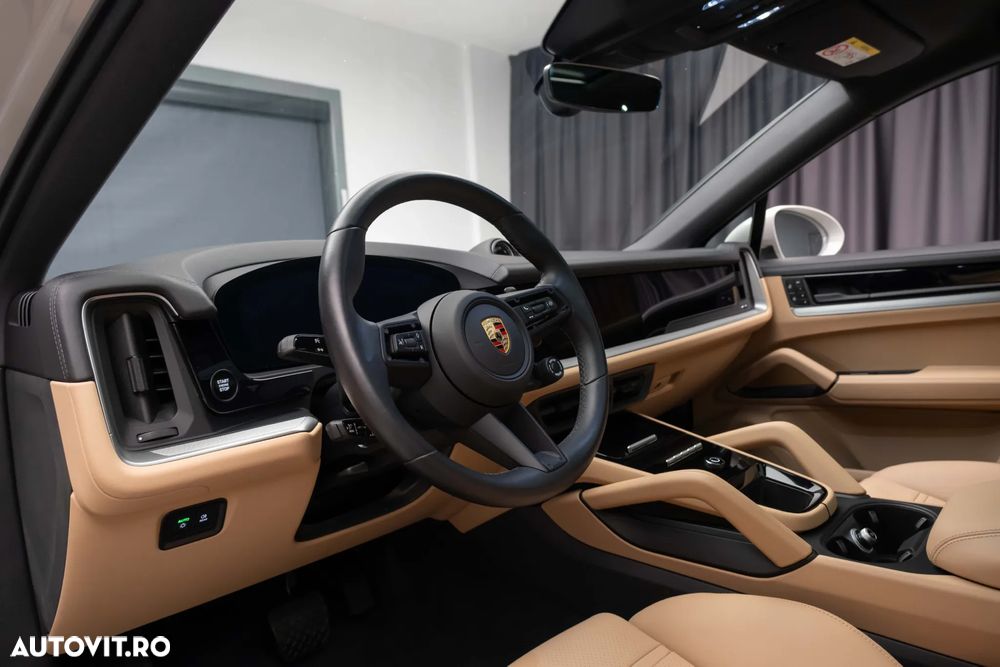 Porsche Cayenne Coupe E-Hybrid Tiptronic S - 24