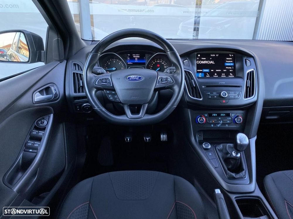 Ford Focus 1.5 TDCi ST-Line - 4