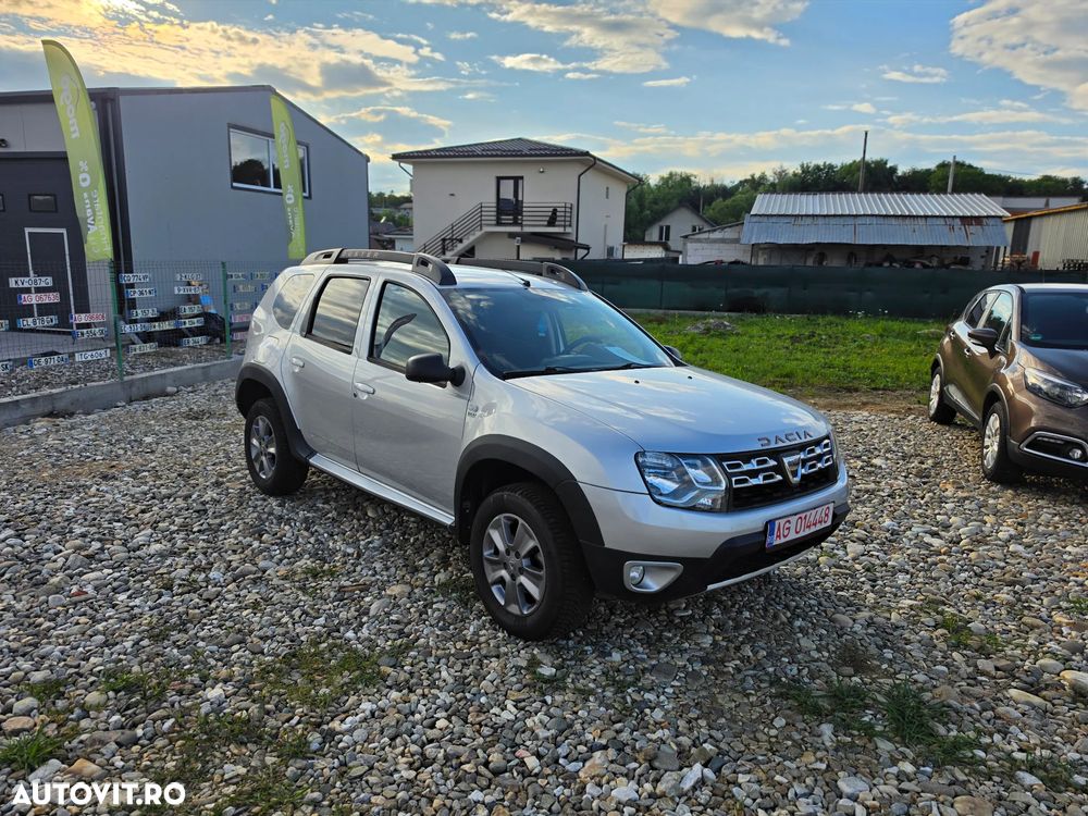 Dacia Duster 1.6 4x2 Laureate - 2