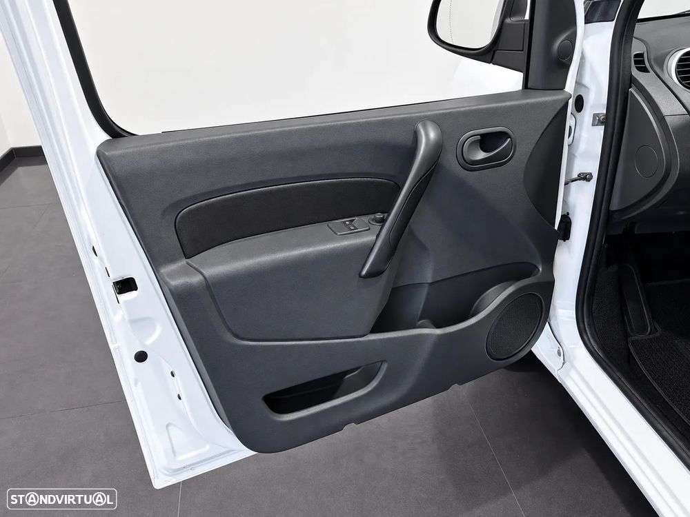Renault KANGOO Z.E. 33 KW - IVA DEDUTIVÉL - BATERIAS PRÓPRIAS - 18
