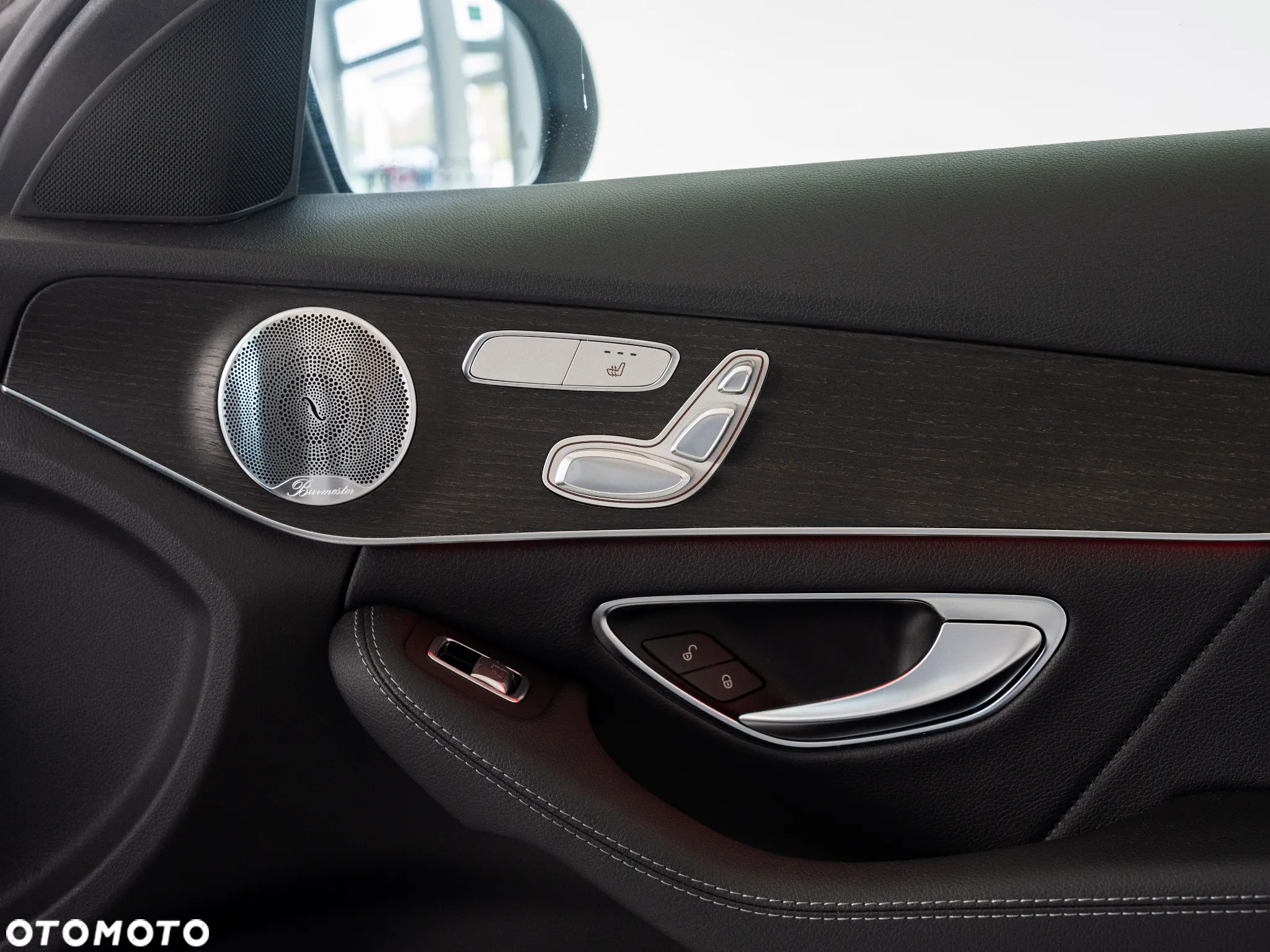 Mercedes-Benz Klasa C 300 4MATIC 9G-TRONIC - 22