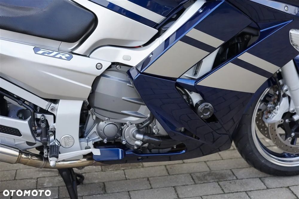Yamaha FJR - 10