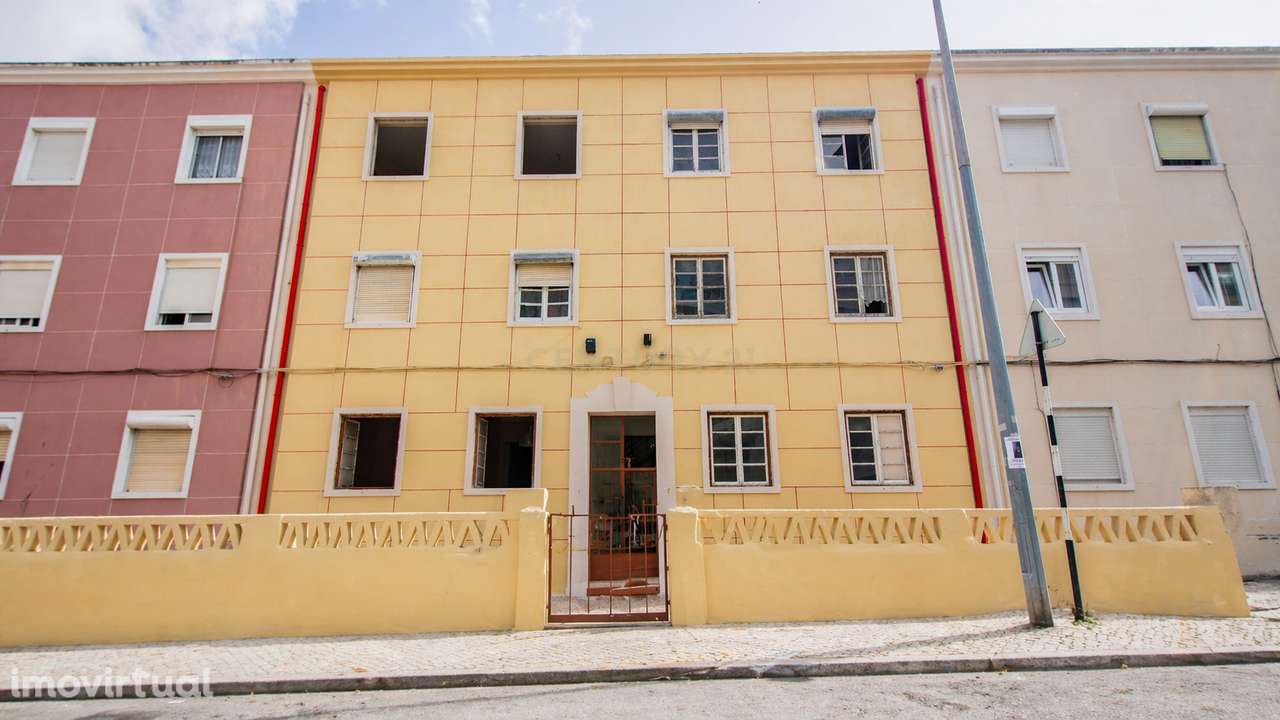 Apartamento T2 em Almada - Oportunidade Única! - Grande imagem: 2/25