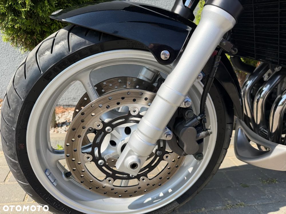 Yamaha FZ - 40