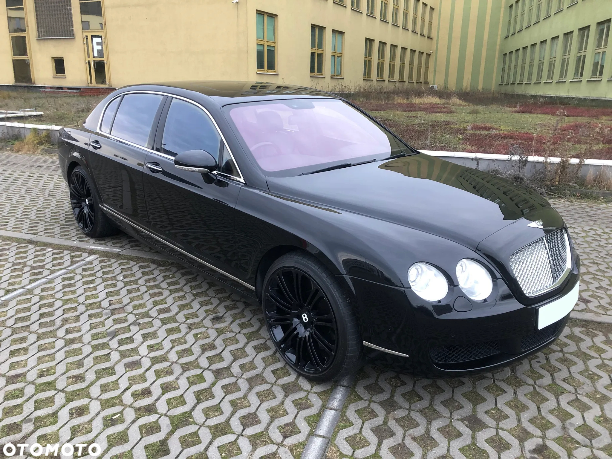 Bentley Flying Spur Continental - 16