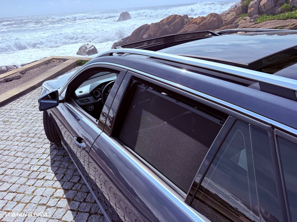 Mercedes-Benz E 300 Bluetec Hybrid Avantgarde - 52