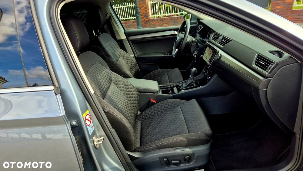 Skoda Superb 2.0 TDI DSG Sportline - 12