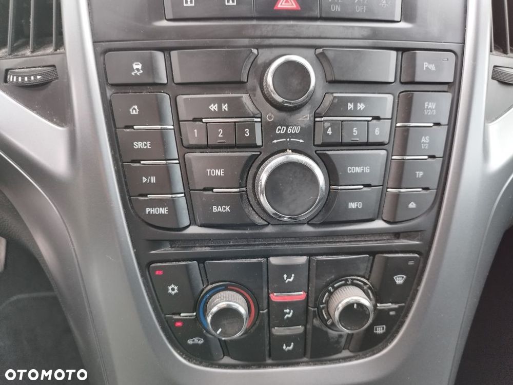 Opel Astra 1.4 Innovation - 21