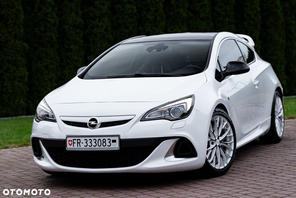Opel Astra IV GTC OPC - 3