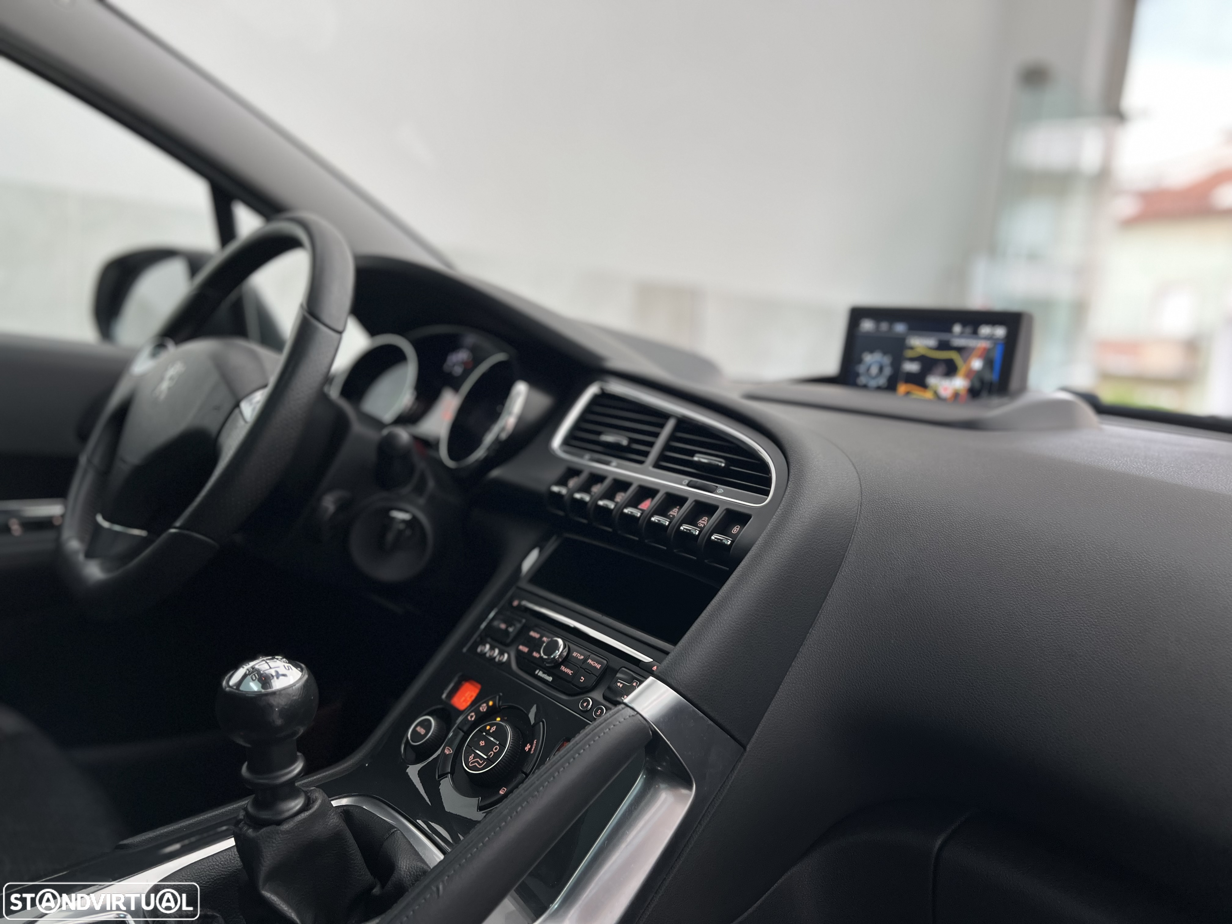 Peugeot 3008 1.6 HDi Allure - 29