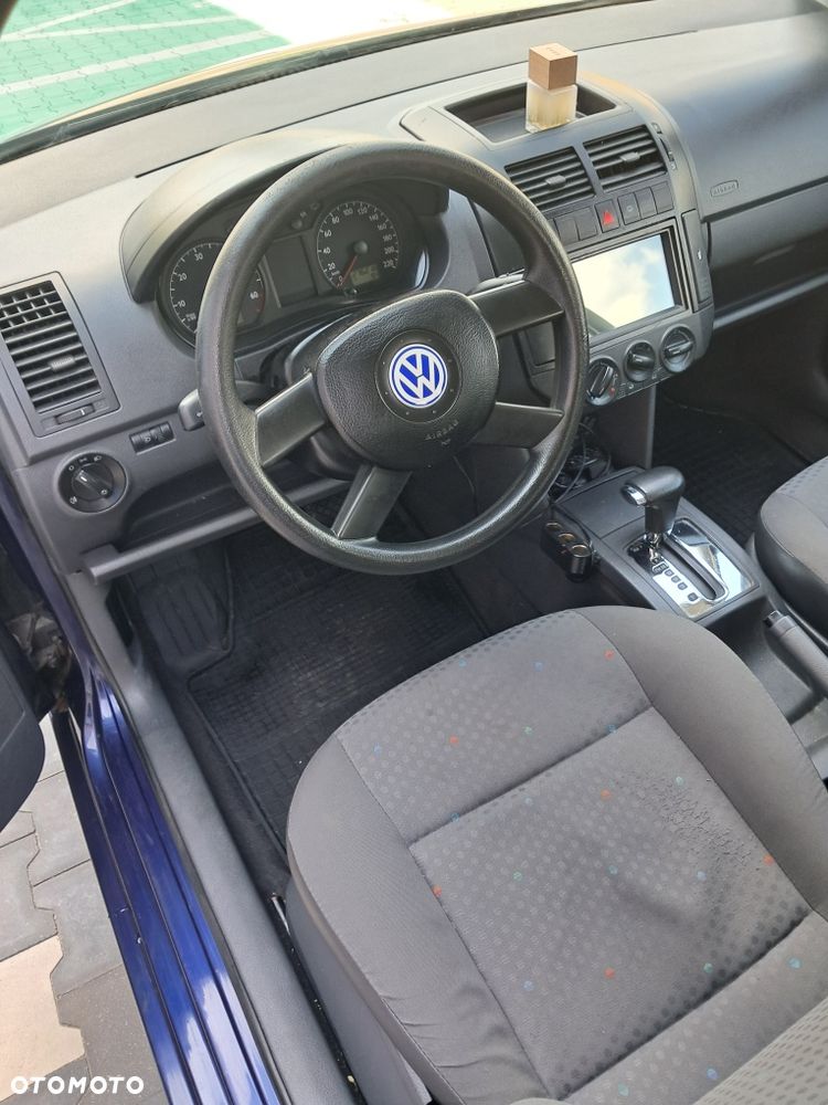 Volkswagen Polo - 6