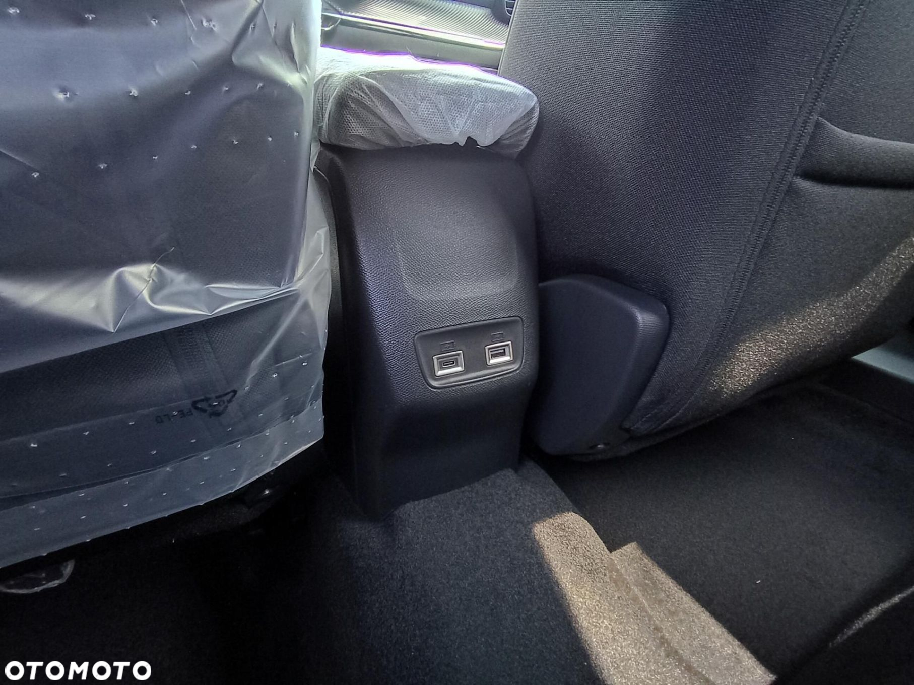 Peugeot 2008 - 23